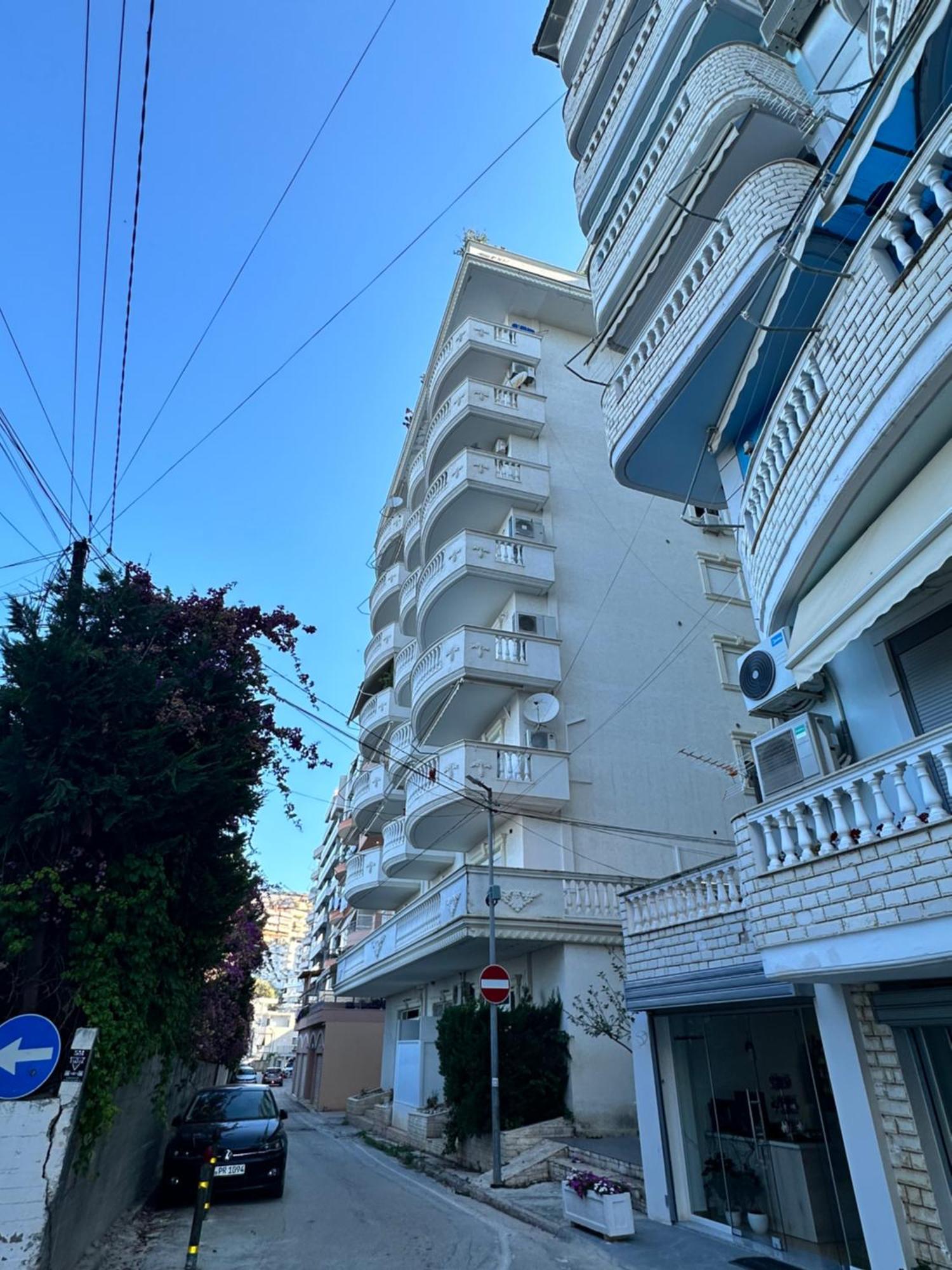 Taurasi Red Saranda Apartment Exterior photo
